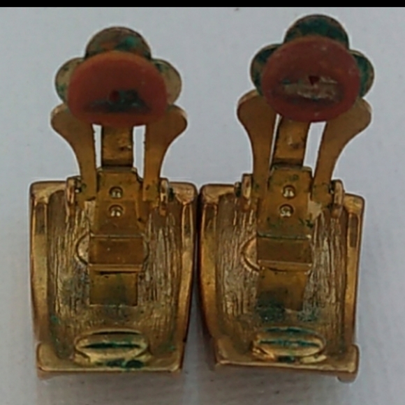 1970s VINTAGE Givenchy Brushed Gold Logo Clip-Ons - Picture 5 of 8